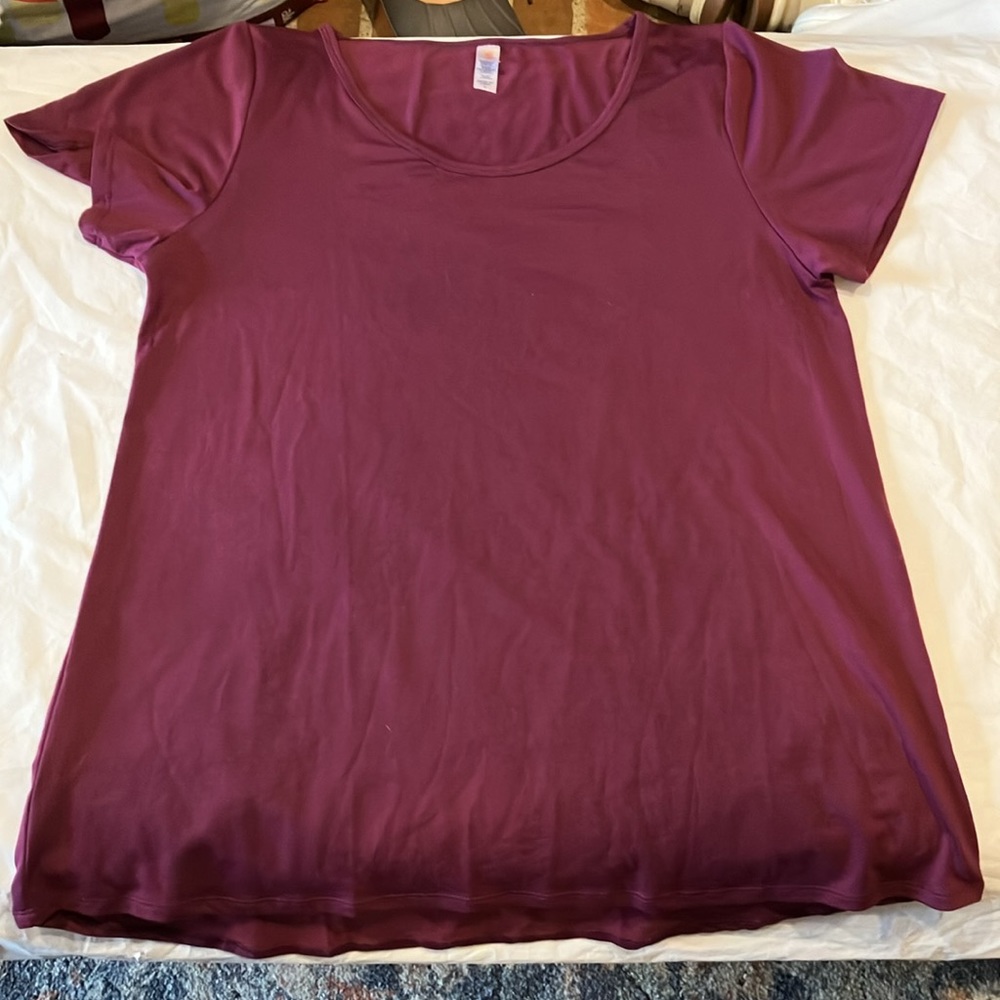 EUC Sz L LLR plum ss tunic “classic T” ✨ - Picture 5 of 5